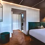 Moxy La 4* Paris