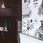Moxy La 4*