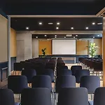 Moxy La Hotel 4*