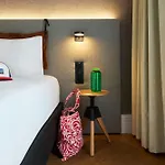 Hotel Moxy La 4*
