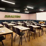 Moxy La Hotel 4*