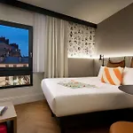 Moxy La