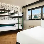 Moxy La Paryż