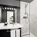Moxy La Otel
