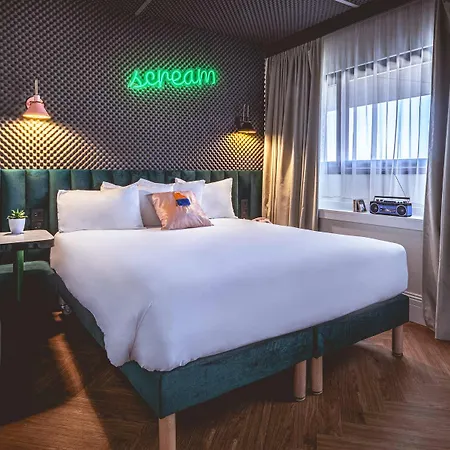 Moxy La باريس