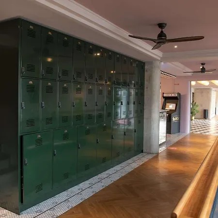 ホテル Moxy La パリ