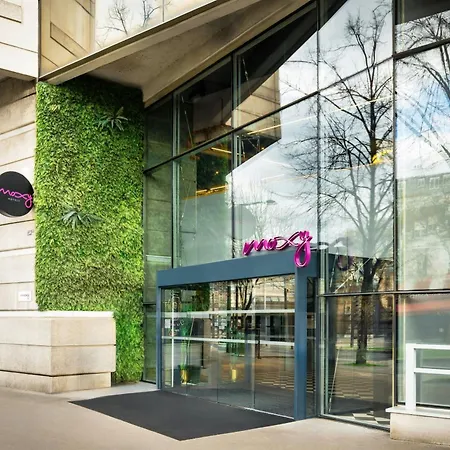 Moxy La Hotel 4*