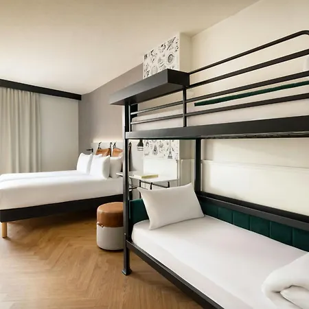 Moxy La Parigi