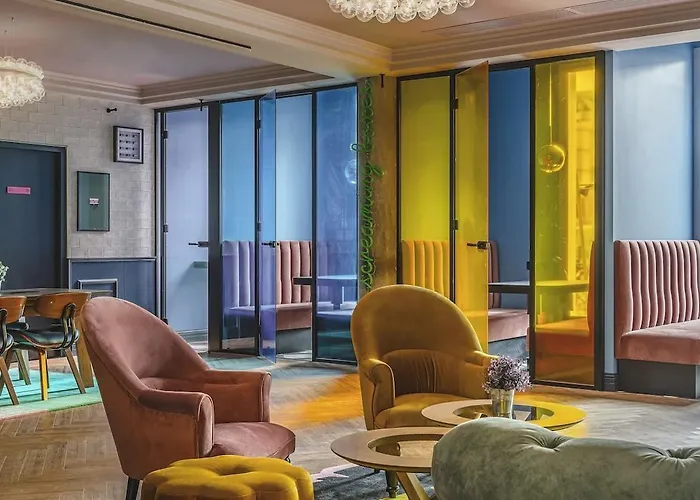 Moxy La 4* 파리