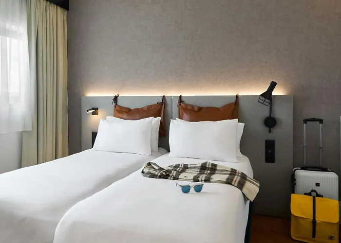 Moxy La 4* Paříž