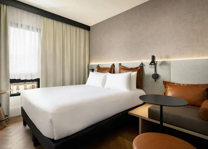 Moxy La Hotel 4*
