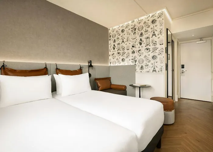 Moxy La Hotel 4*