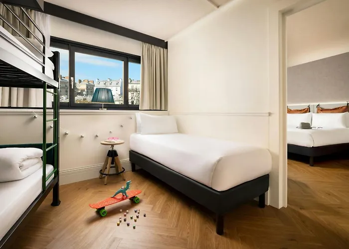 Moxy La 4* 파리