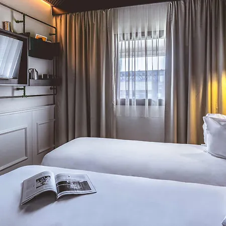 Hotel The Remix