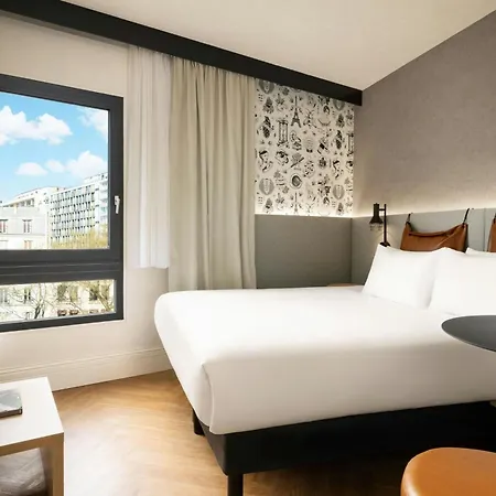 Moxy La ホテル 4*