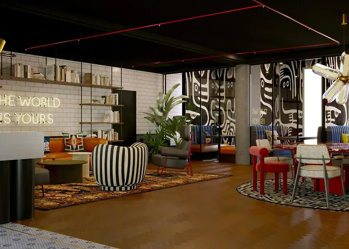 Hotel Moxy La