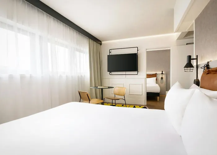 Moxy La 4* Parijs